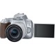 Canon EOS 250D + EF-S 18-55mm f/4-5.6 IS STM Kit d'appareil-photo SLR 24,1 MP CMOS 6000 x 4000 pixels Argent